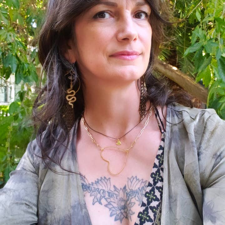 Dreamers of Dreams - Wholesale Pendant/Charm Necklace - Big Gold Heart | Paperclip Chain Necklace6