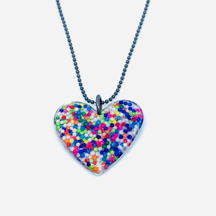 Collana Sprinkle Heart per la vendita all'ingrosso da parte di Glitterlimes