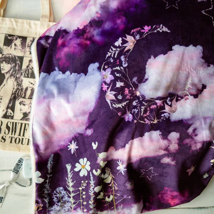 Coperta da lancio Lavanda Haze per la vendita all'ingrosso da parte di Oxeye Floral Co.