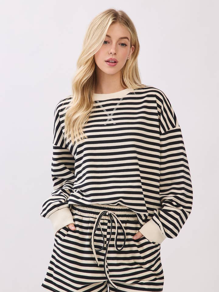 Stribede French Terry Loungewear-sæt for engroshandel hos Sewn and Seen