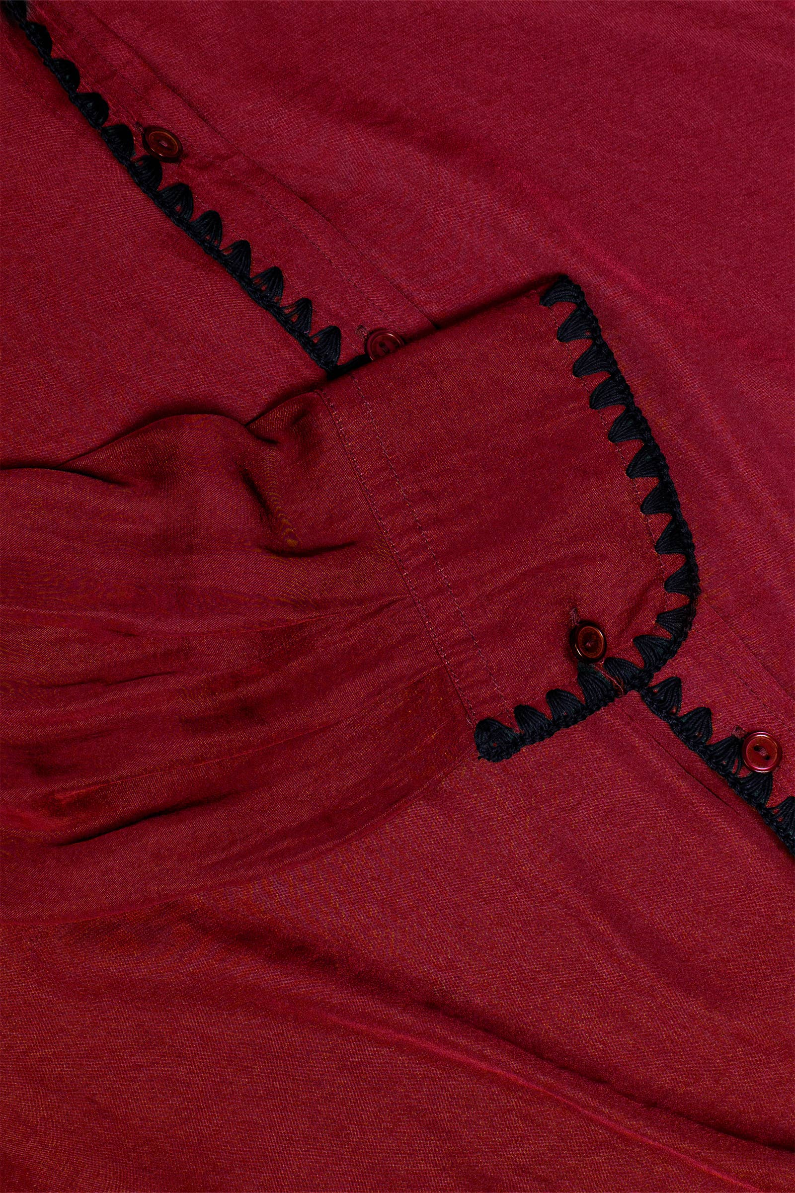 Naked Zebra – Großhandel Bluse – Damen – Bluse mit Knopfverschluss und Seidenoptik im Deckenstich14