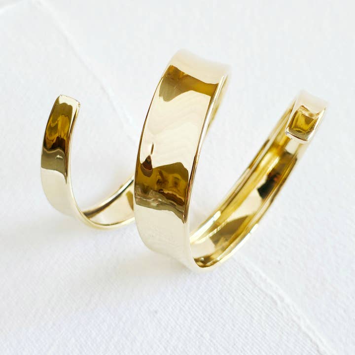 Bisjoux - Wholesale Cuff Bracelet - Brass spiral smooth armlet upper arm band adjustable