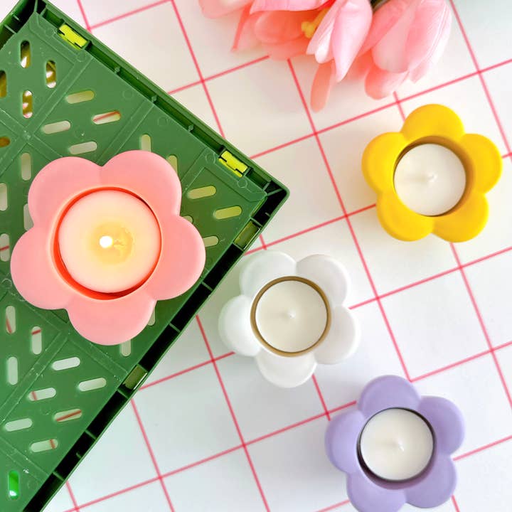 Daisy Tealight Candle Holder for wholesale by The Cutest Hits