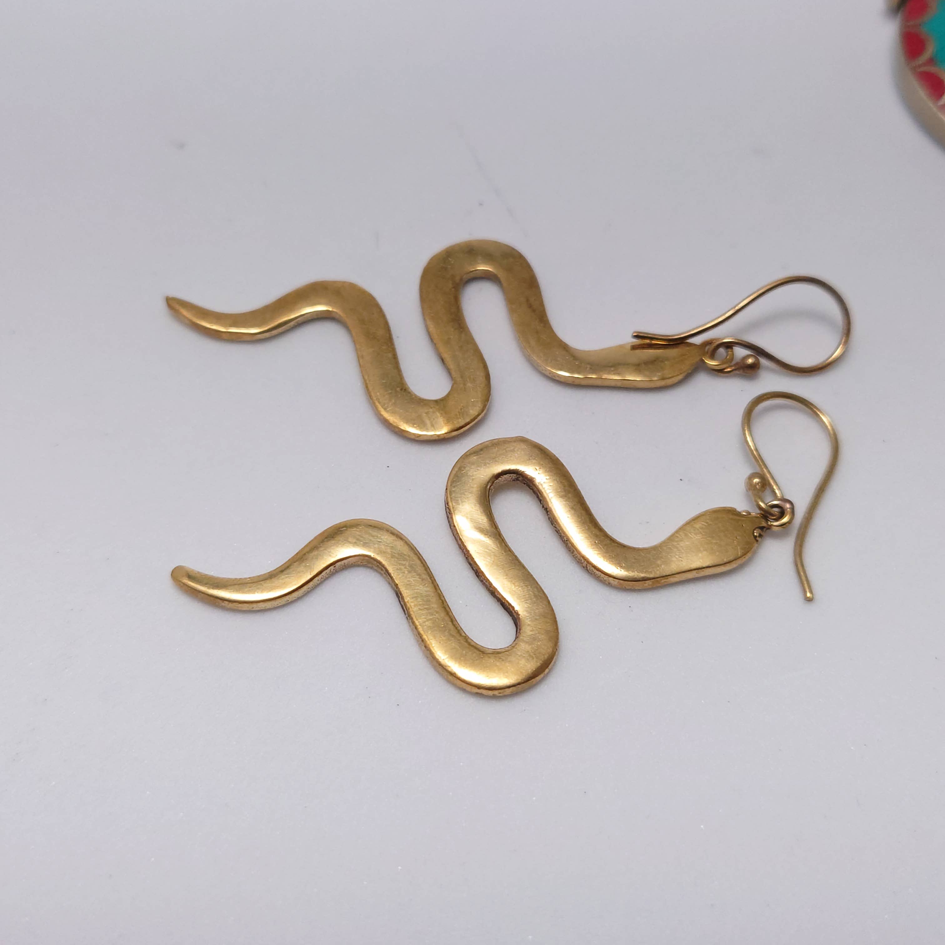 Tenzing Collections - Wholesale Dangle Earrings - Snake Earrings, Golden and Silver11