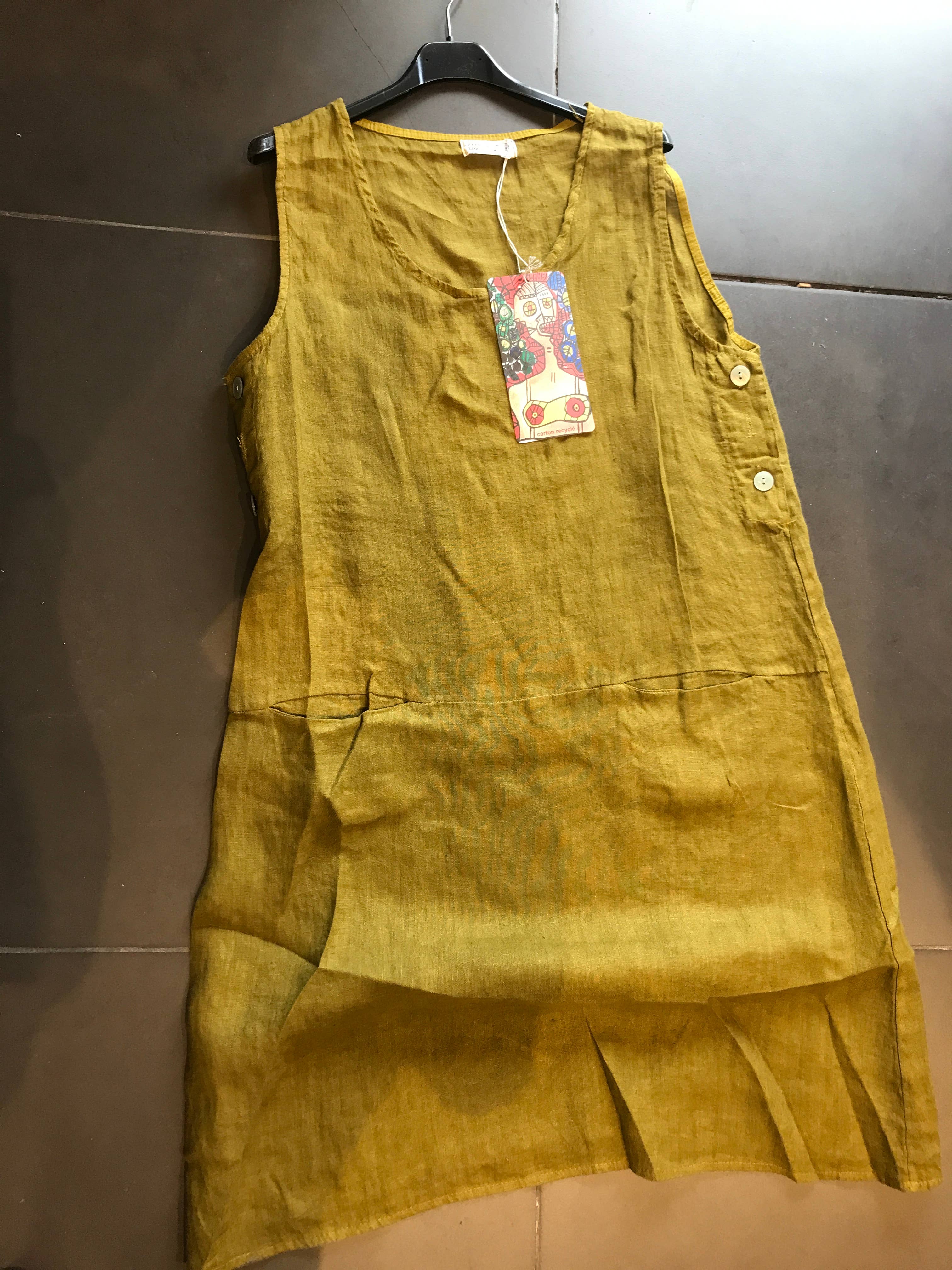 la maison des fibres naturelles – Großhandel Kleid – Damen – Ärmelloses Kleid aus 100 % Leinen, Modell 62551934