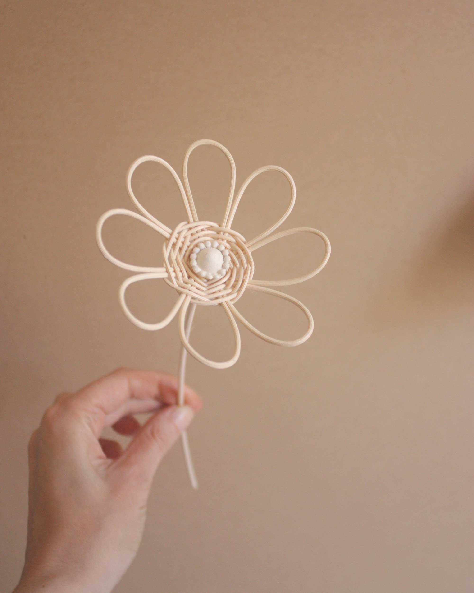 ateliersolelh - Vente Fleurs artificielles - Fleur en rotin avec tige0