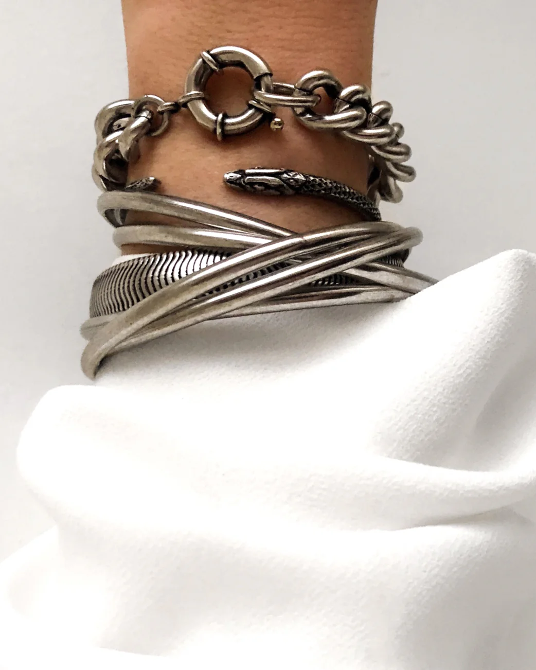 HELLES - Wholesale Cuff Bracelet - SNAKE BANGLE2