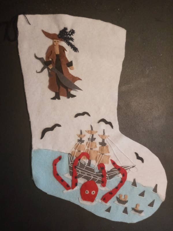 Calcetín de Pirata Niño. Decoración Navideña Impresionante. LXL35 para venta al por mayor de BLUE RIBBON ORNAMENTS