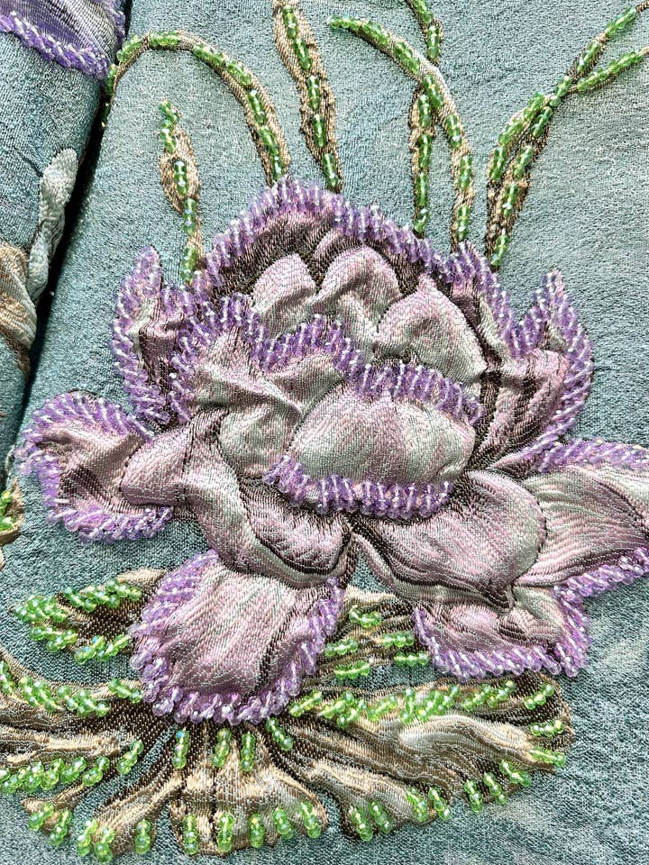 Productseeker - Wholesale Blouse - Women's - CT137Y 2025 Autumn Winter Beaded Embossed Jacquard Coat8