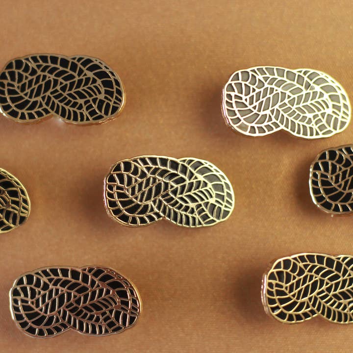 K.E. Antoloci – wholesale Lapel pin/button – Bound Shibari Knot Hard Enamel Pin Kinky Gift BDSM