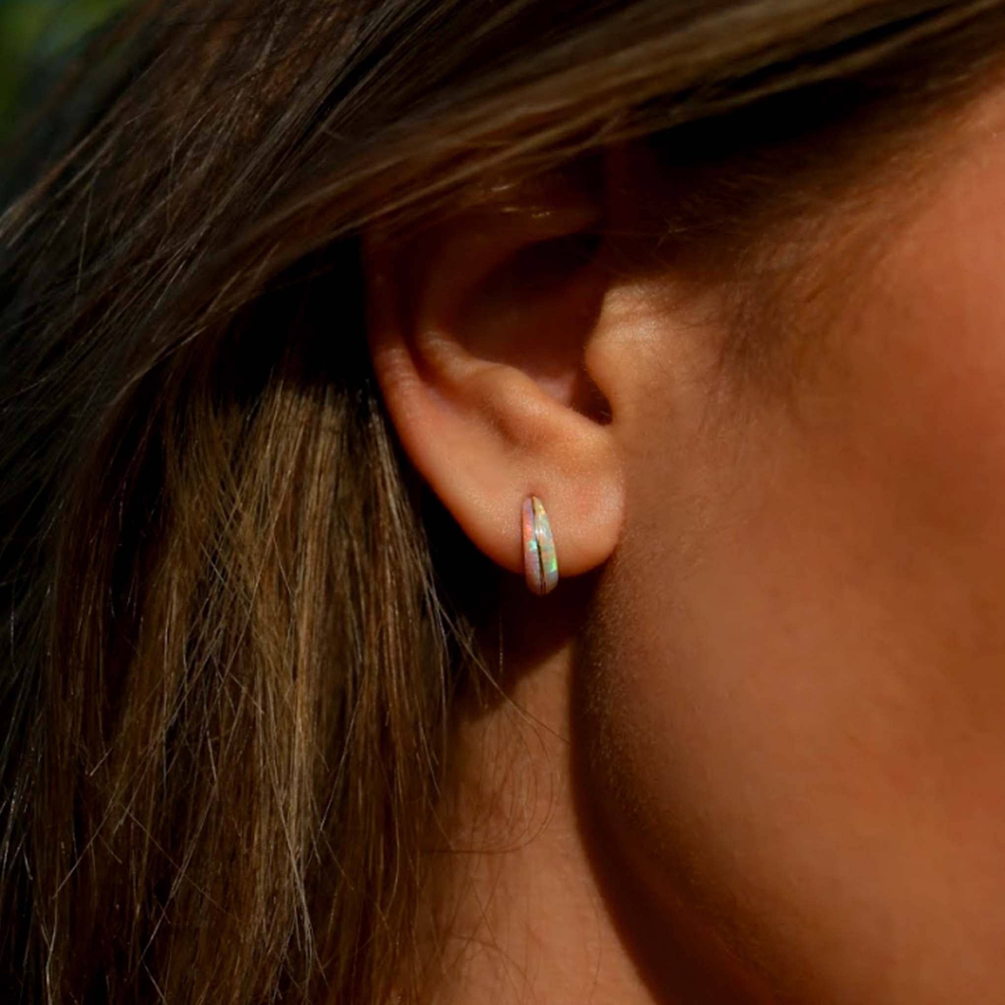 La Kaiser - Wholesale Huggie Earrings - Opal Ombre Deux Huggie1