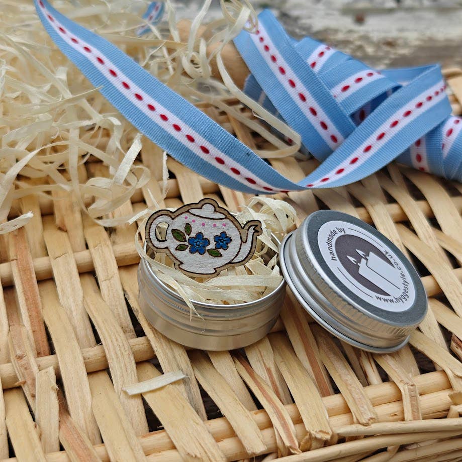 Hyggestyle – wholesale Brooch – Handmade Vintage Floral Teapot Brooch0