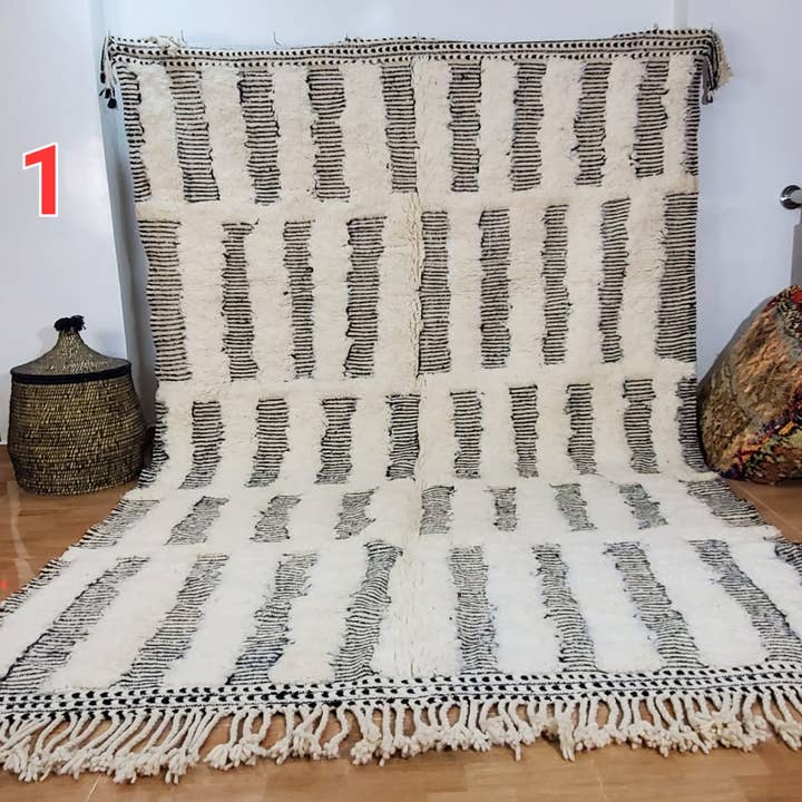 TAPPETI FATTI A MANO TAPPETO MAROCCHINO 200 - 300 cm 1520 per la vendita all'ingrosso da parte di Maroccarpets Poufs and pillows wholesale +31648976894