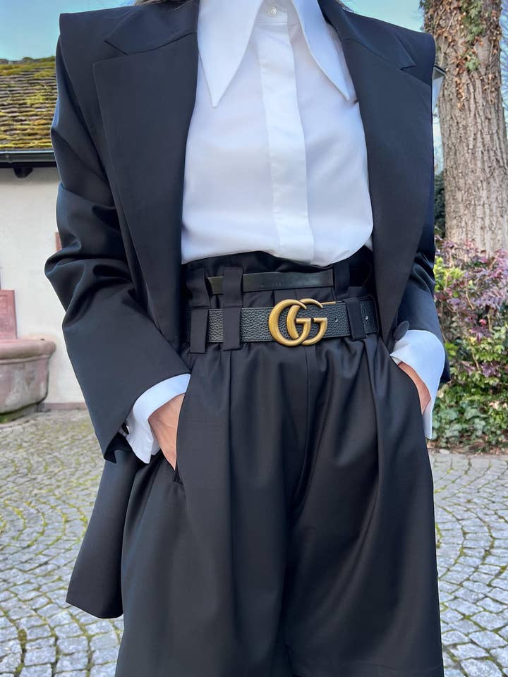 Broadway Liza Virgin Wool Bermuda Shorts in Dark Black for wholesale by ETNA