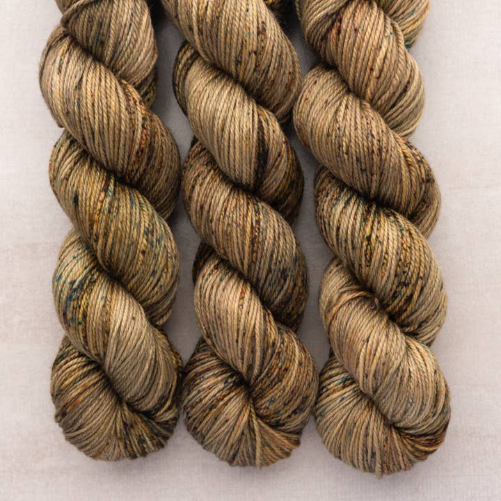 Biscotte Yarns - Vente Fils à tricoter - DK PURE NIGHTINGALE
