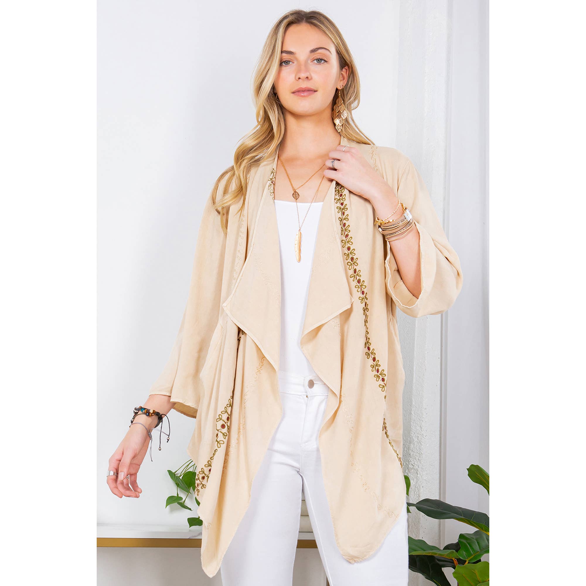 Young Threads - Wholesale Kimono - Women's - Bohemian Elegance: Stonewashed Rayon Kimono2