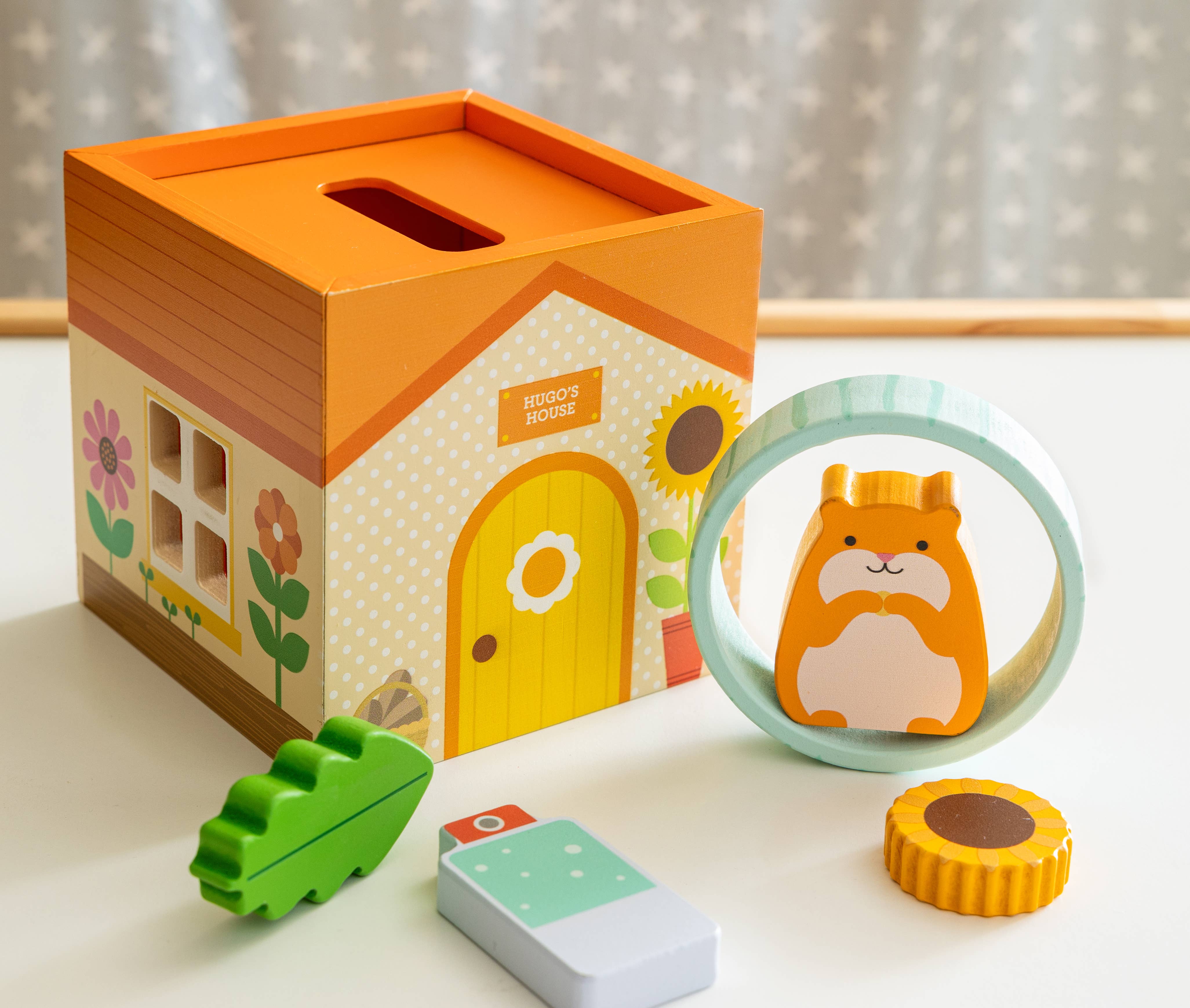 Chronicle Books - Wholesale Wood Toy - Kids - Petit Pals: Hugo Hamster3