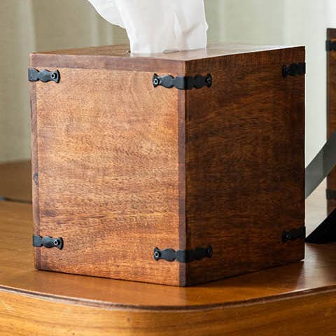 LuxeDesigns Co LLC – Engroshandel Tissueboks – Rustik servietdispenser i mangotræ - firkantet0