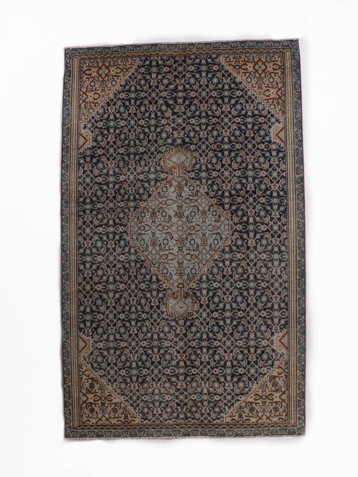 Persischer Ardabil-Teppich | 5' 7" x 8' 2" für den Großhandel von Rug the Rock