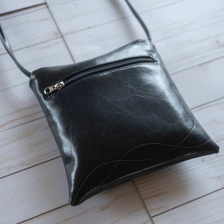 Crystalyn Kae Accessories - Venta al por mayor Bandolera - Mujer - Cha Cha - Bolso Bandolera Pequeño ajusta correa Lavable a Máquina11