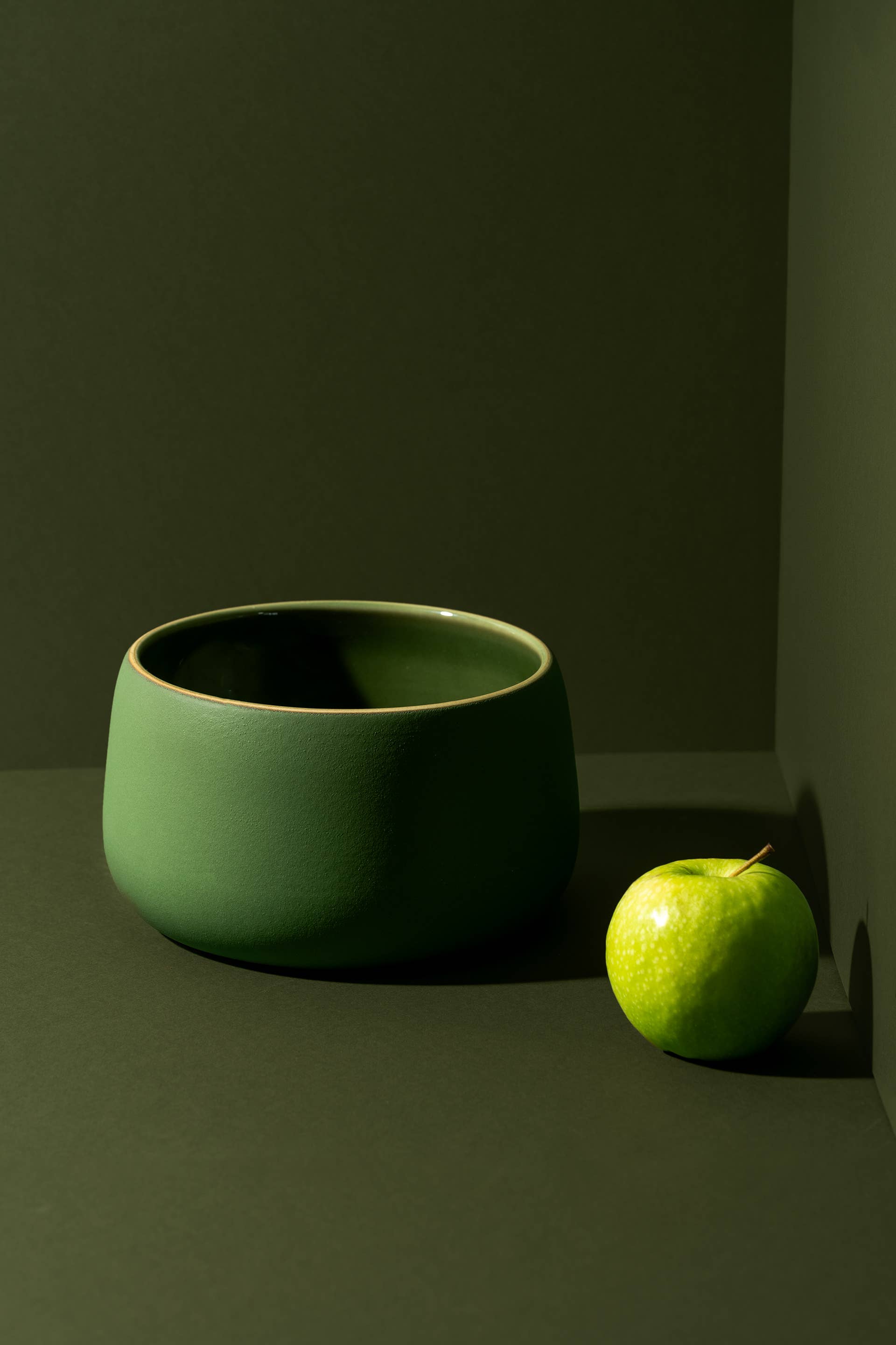 GHARYAN Stoneware & Olive Wood Tableware | Ships from USA - Wholesale Serve Bowl - Handmade Stoneware Serving Bowl | Ewa 68 oz8