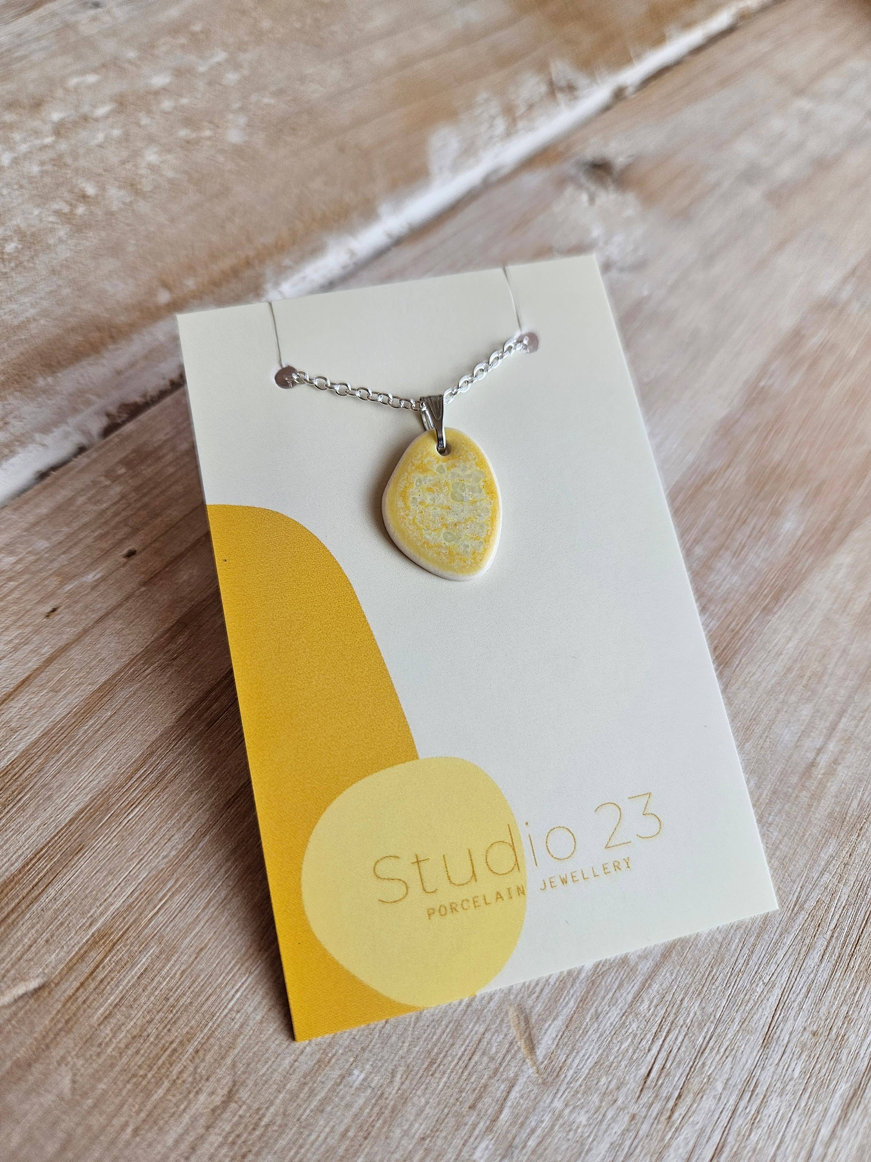 Studio 23 Ceramics – wholesale Pendant/charm necklace – NEW DESIGN Pendant Pebble0
