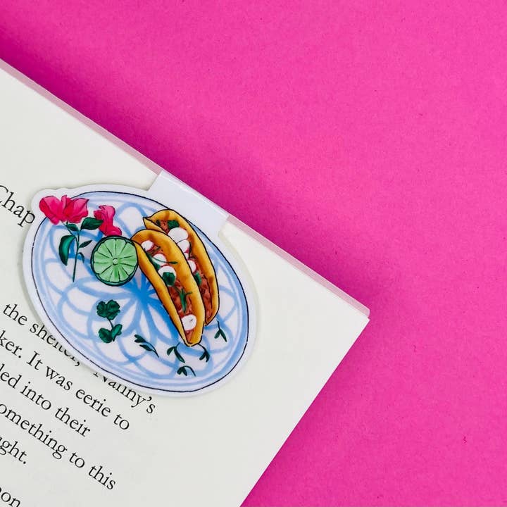 Plate Of Tacos - Latine hispanique espagnole - Cadeaux pour bibliothécaire - Support de page - Double face - Marque-page magnétique pour la vente par Wild & Wicked Designs