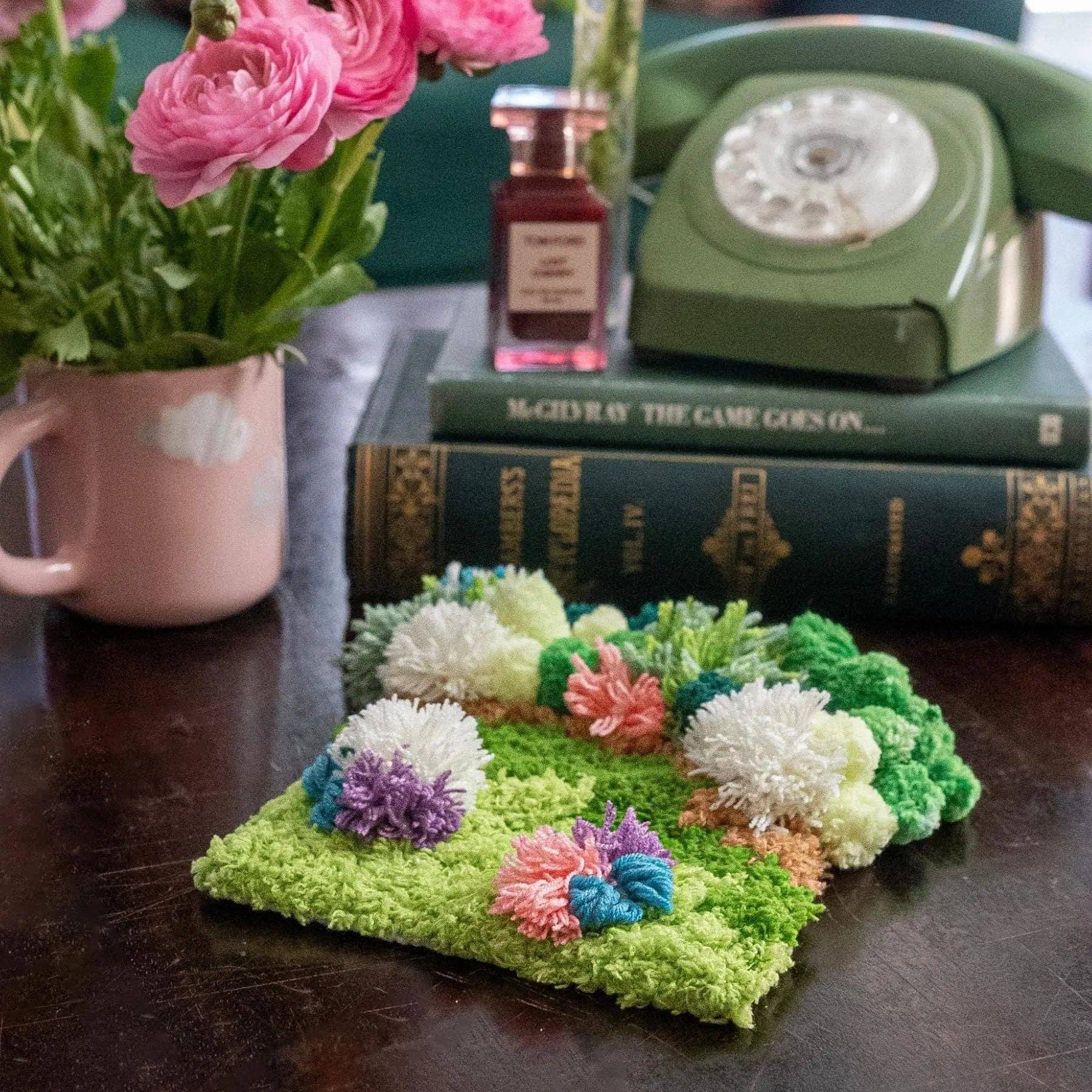 Craft Club - Wholesale DIY Craft Kit - FLOWER PATCH - Moss Coaster Kit7