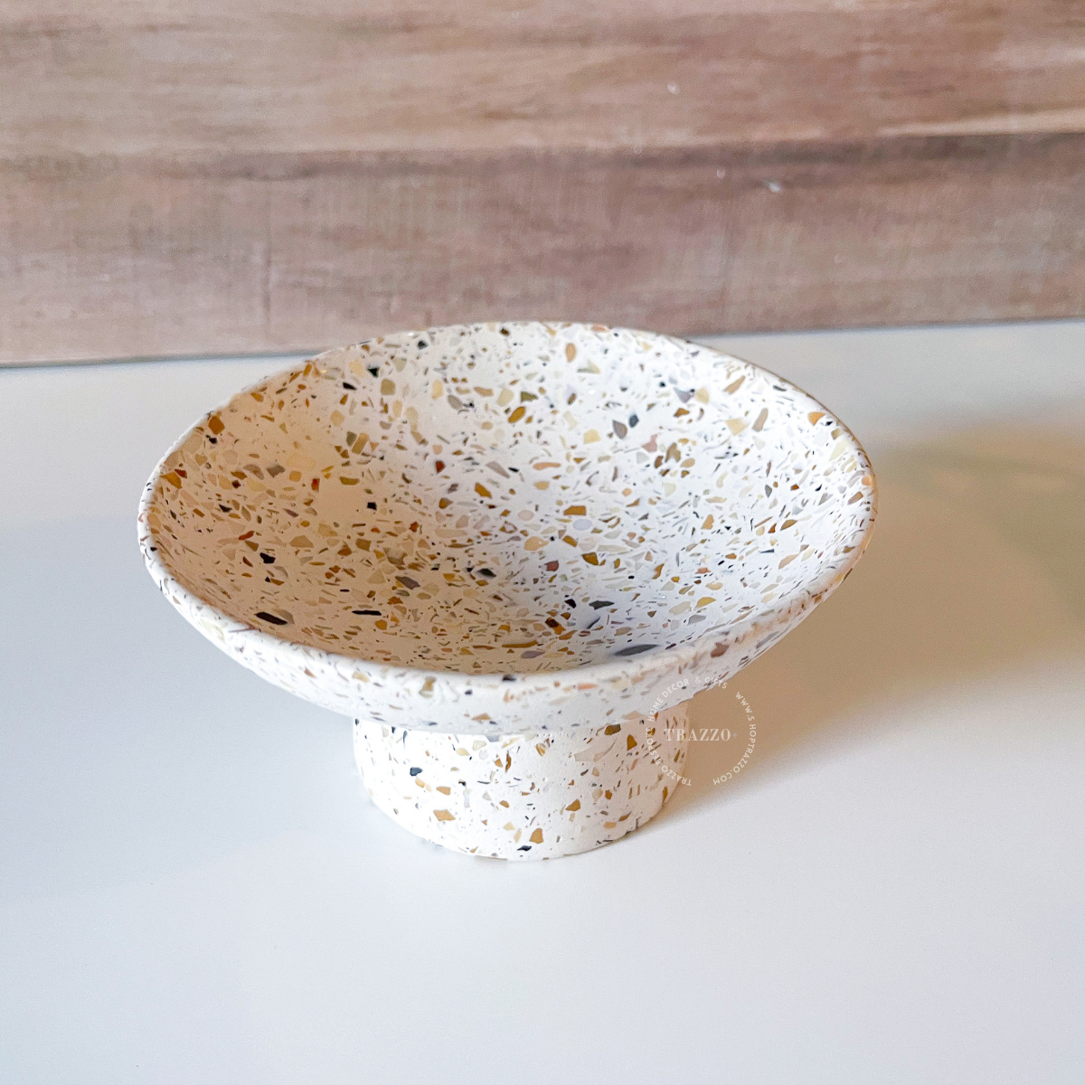 Trazzo - Wholesale Decorative Plate/Dish/Bowl - Pearl Terrazzo Pedestal Bowl5