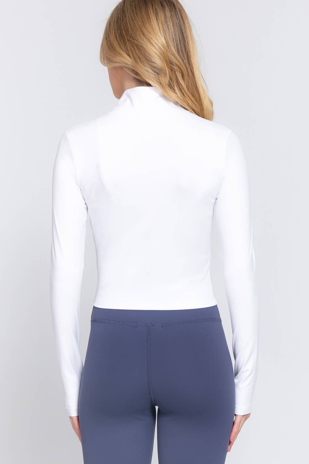 Active Basic | Active USA – Casaco de desporto - Mulher por atacado – Casaco de Treino com Fecho de Correr e Gola Alta de Manga Comprida43