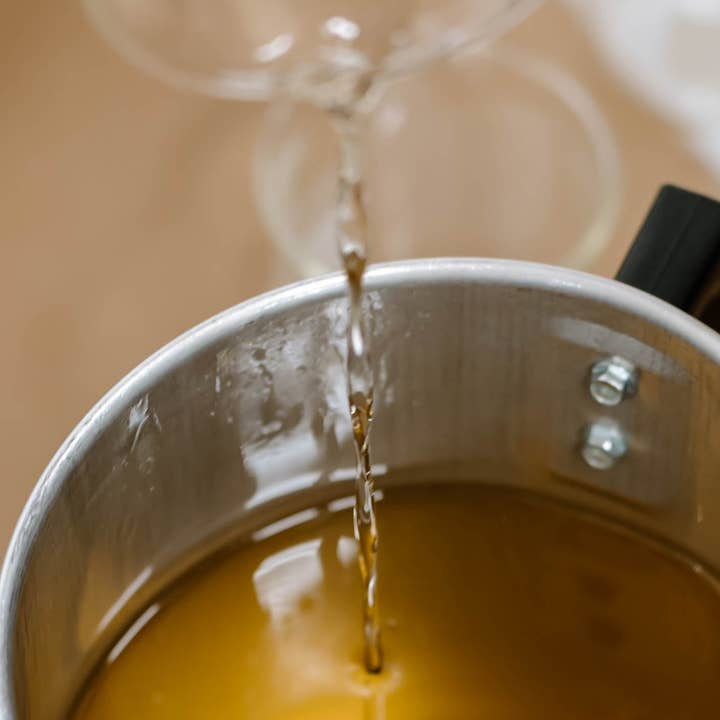 Noted Candles - Wholesale Travel Candles - Lime Basil Mint Gold Tin Candle2