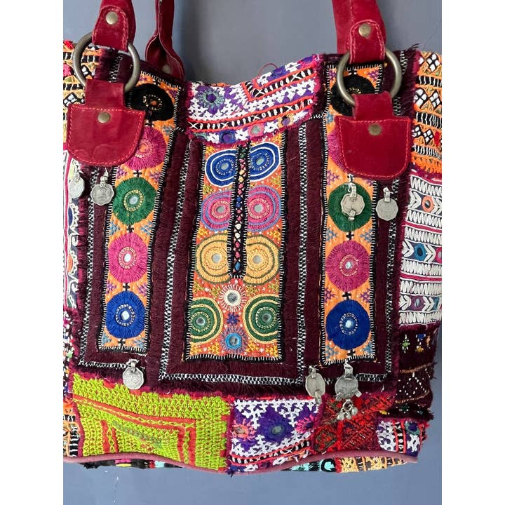 Bhawana Handicrafts - Venta al por mayor Bolsa de asa- Mujer - Bolso Banjara de Mirror Work, bolsa de compras bordado con retazos