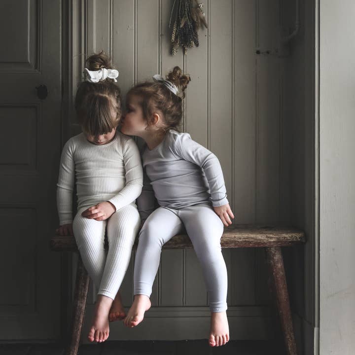Le legging - Bone pour la vente par Lovely Littles