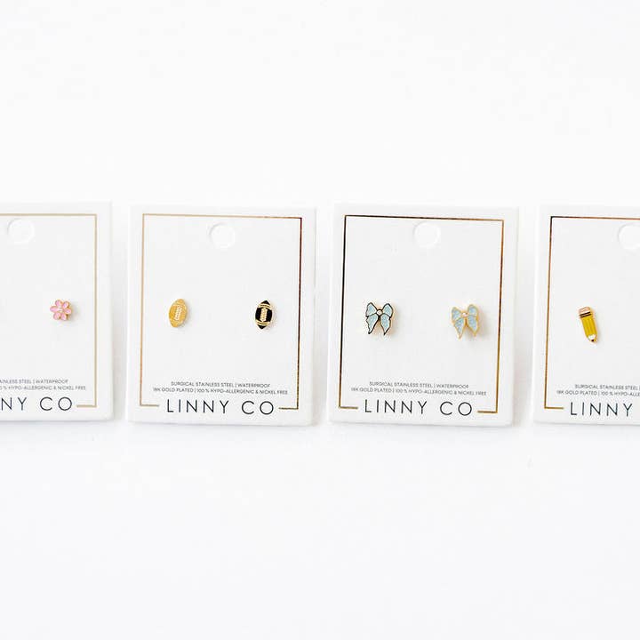 LINNY CO - Wholesale Stud/Post Earrings - Screwback Stud Earrings - Football11