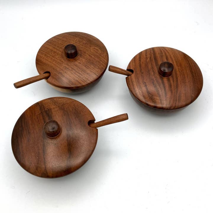 Women of the Cloud Forest – wholesale Dippskål – Tropiska lövträ kryddskål med sked och lock1