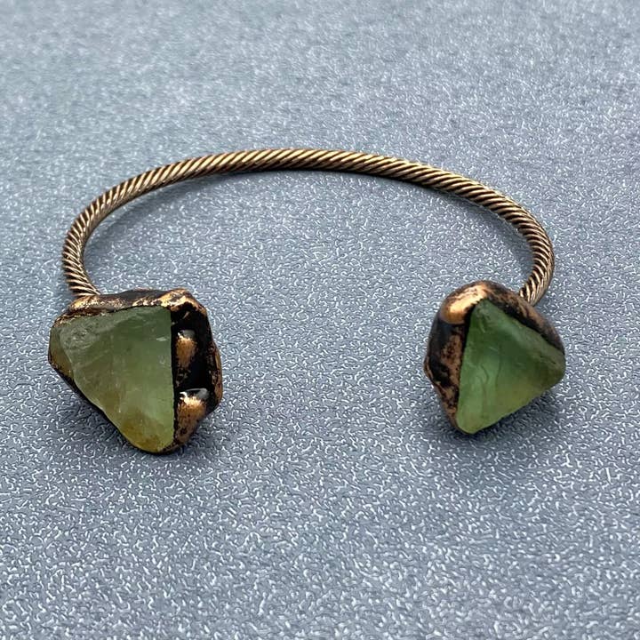 Mio Queena - Wholesale Cuff Bracelet - Vintage Natural Stone Retro Adjustable Cuff Bangle - CS5