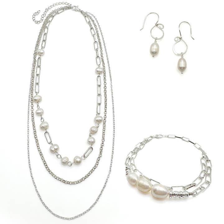 Alegria Accessories Inc. - Wholesale Link & Chain Necklace - Coquette silver necklace2