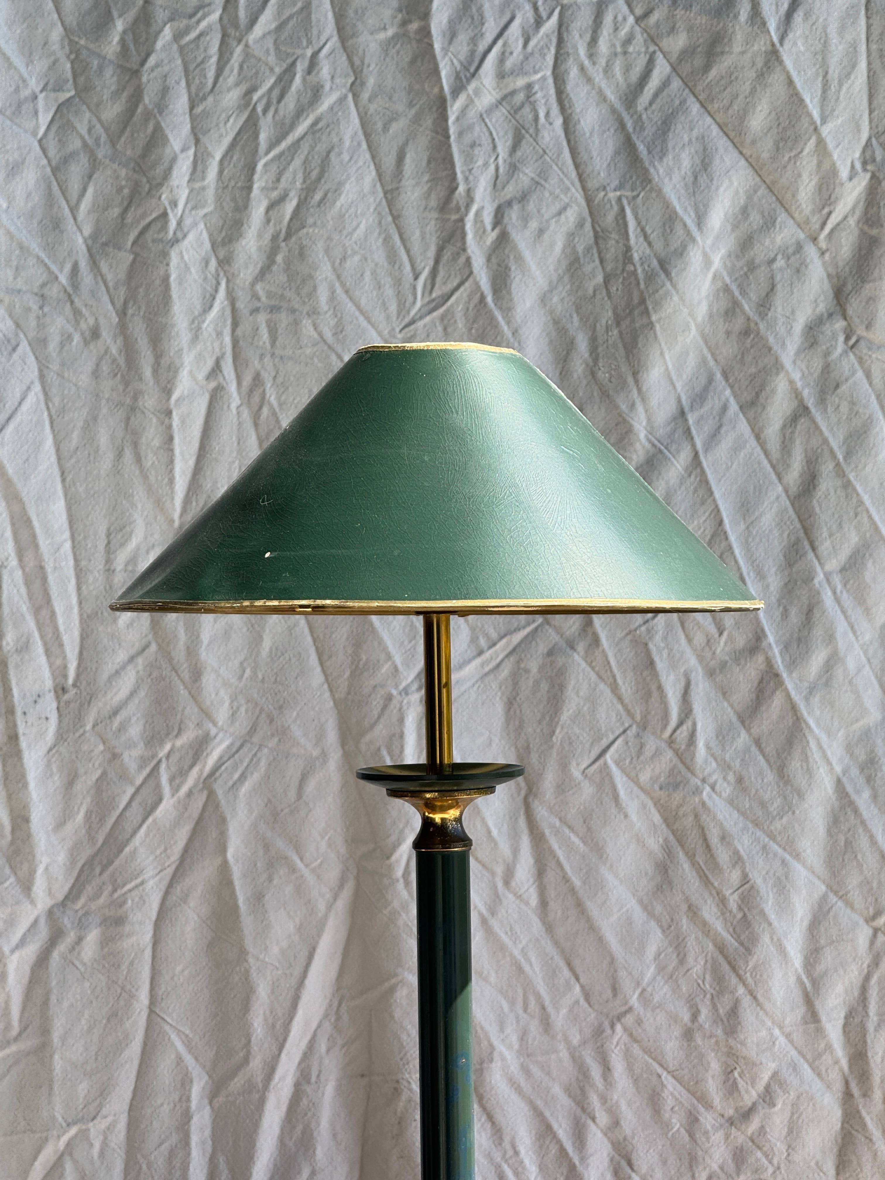 Office Objets - Wholesale Accent/Desk Lamp - Vintage green and gold table lamp H60 D309
