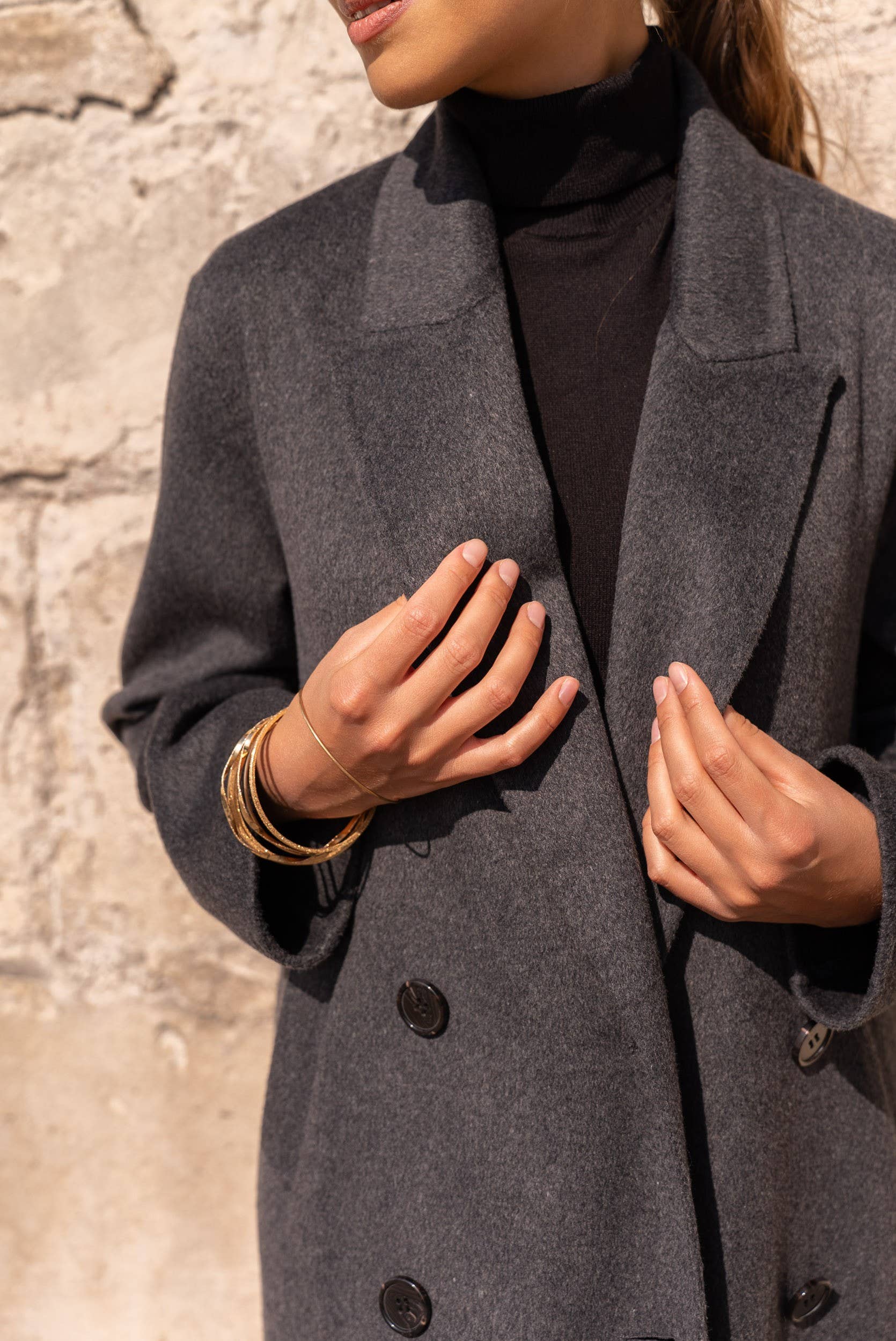 Attentif Paris – Großhandel Mantel - Damen – Extra langer, handgenähter Oversize-Mantel aus Wollmischung14