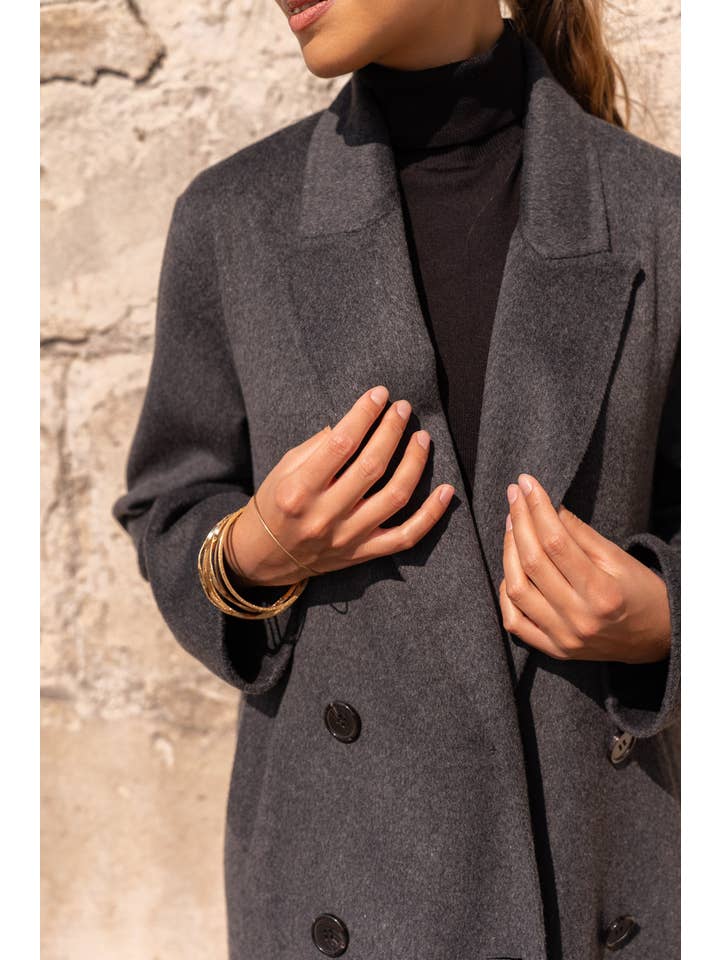 Attentif Paris - Wholesale Coat - Women's - Extra-long oversized hand-sewn wool blend coat14