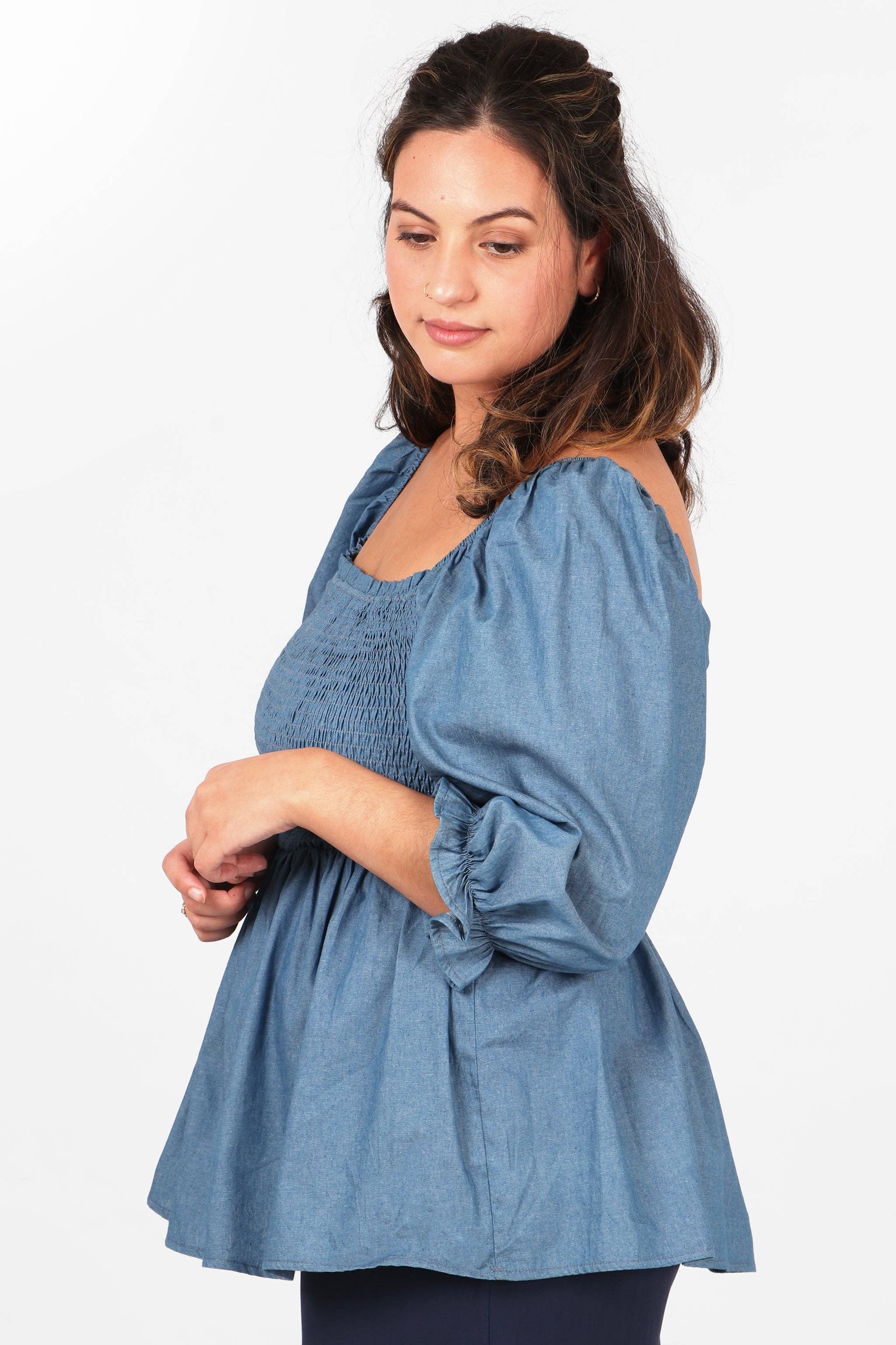 Sarta – wholesale Blouse – Women’s – Denim Look Milkmaid Top with Puff Sleeves in Blue6