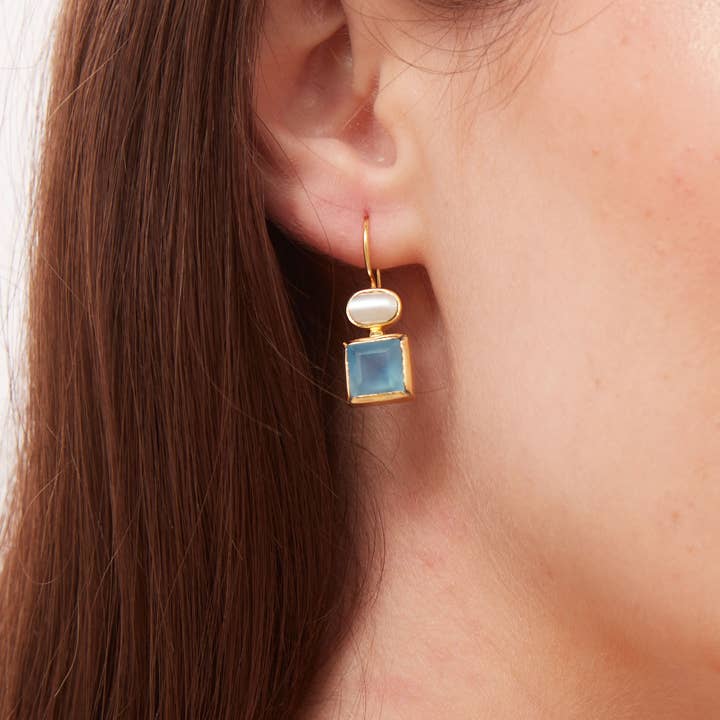 Schmuckoo Berlin - Wholesale Dangle Earrings - Danae Earring Gold - Pearl & Blue Chalcedony