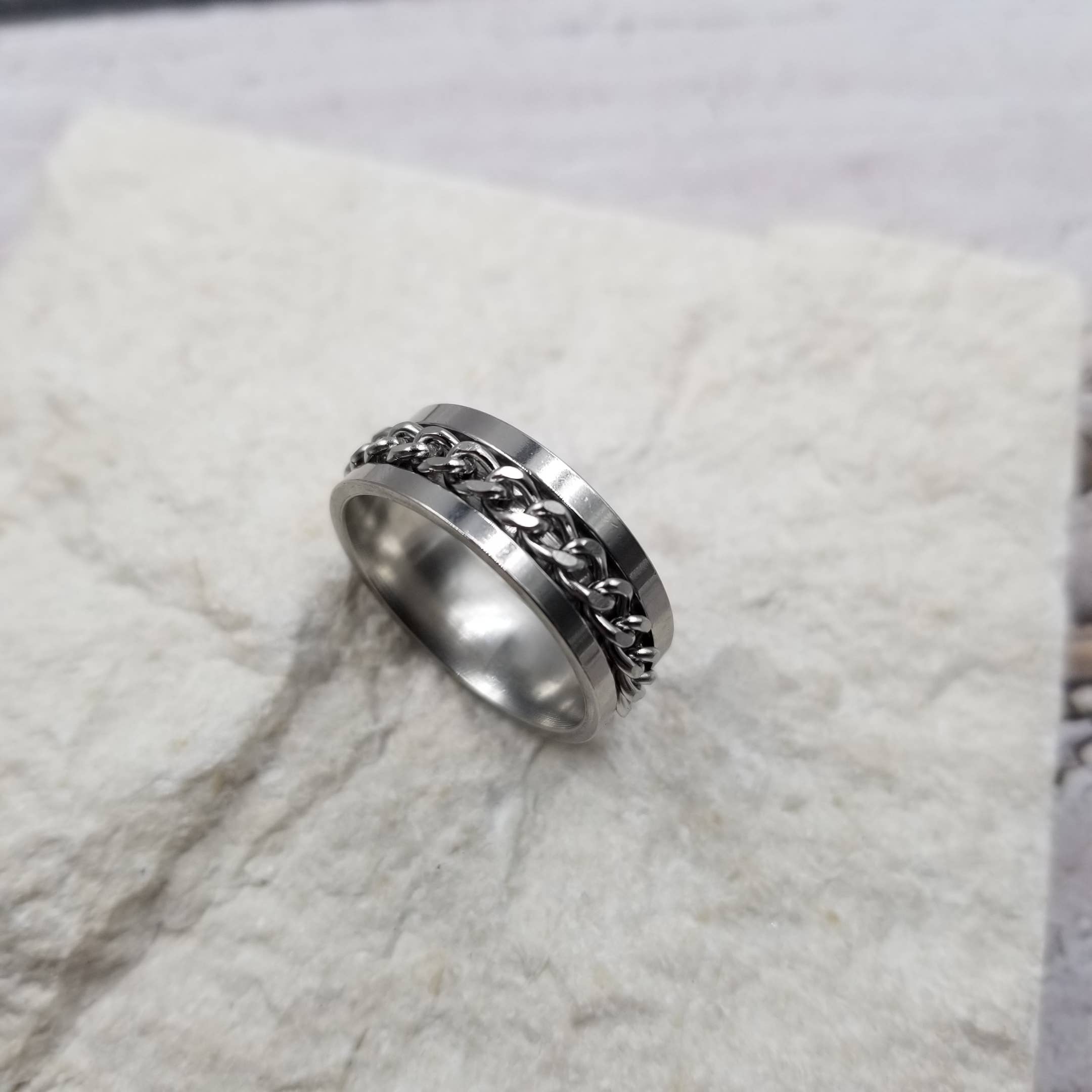 Treasure Wholesale - Venta al por mayor Anillo de banda/apilable - Anillos giratorios de ansiedad con abridor de botellas de cadena giratoria2