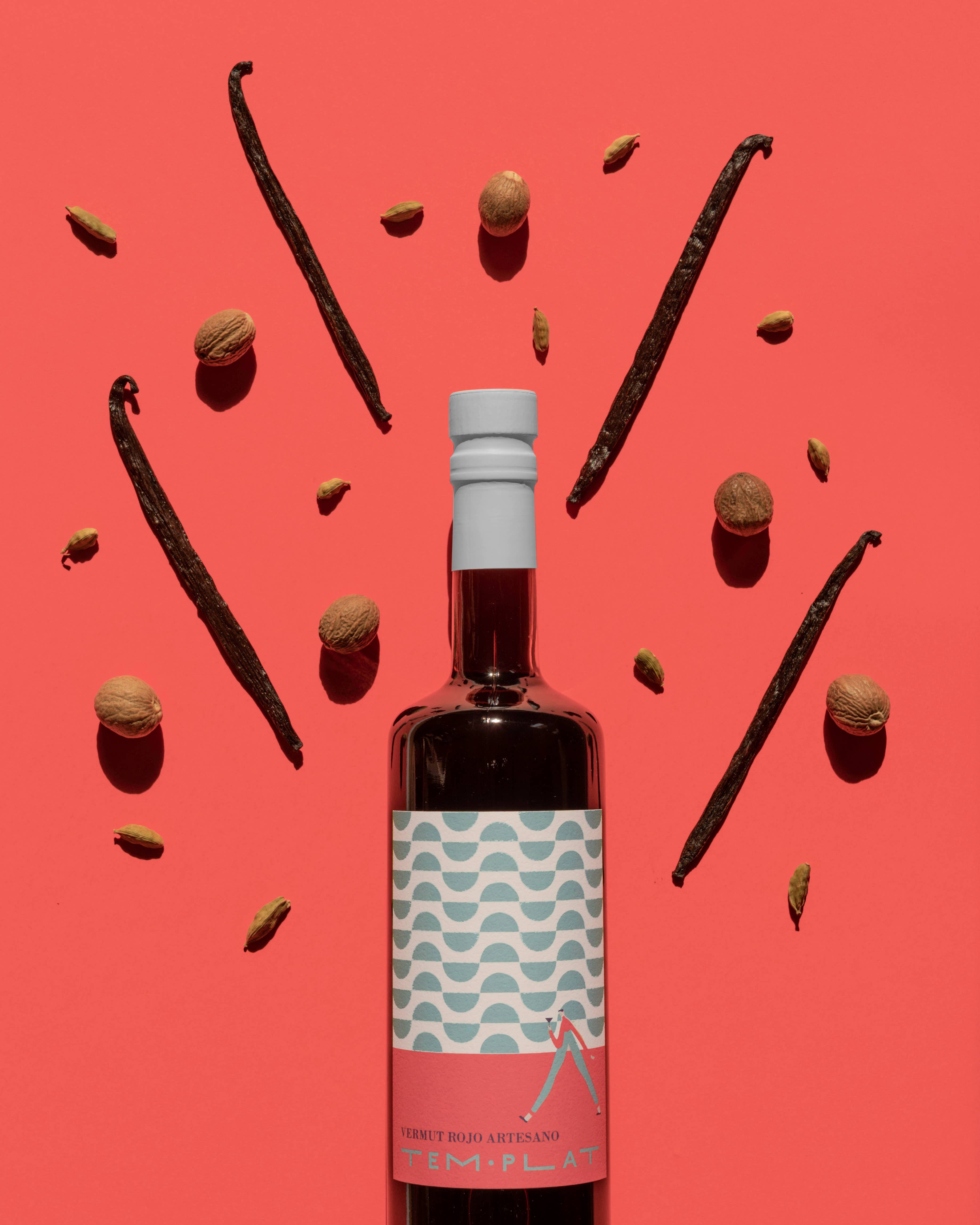 Vermut TEMPLAT - Wholesale Vermouth/Aperitif - Templat - Artisan Red Vermouth made in Utiel, Valencia4