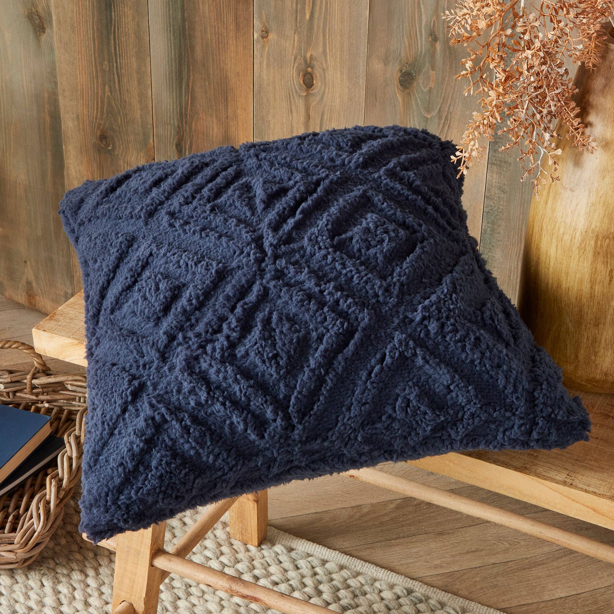 UW Home - Wholesale Throw/Decorative Pillow - Romo Cushion by Fusion Snug in Navy 43 x 43cm0