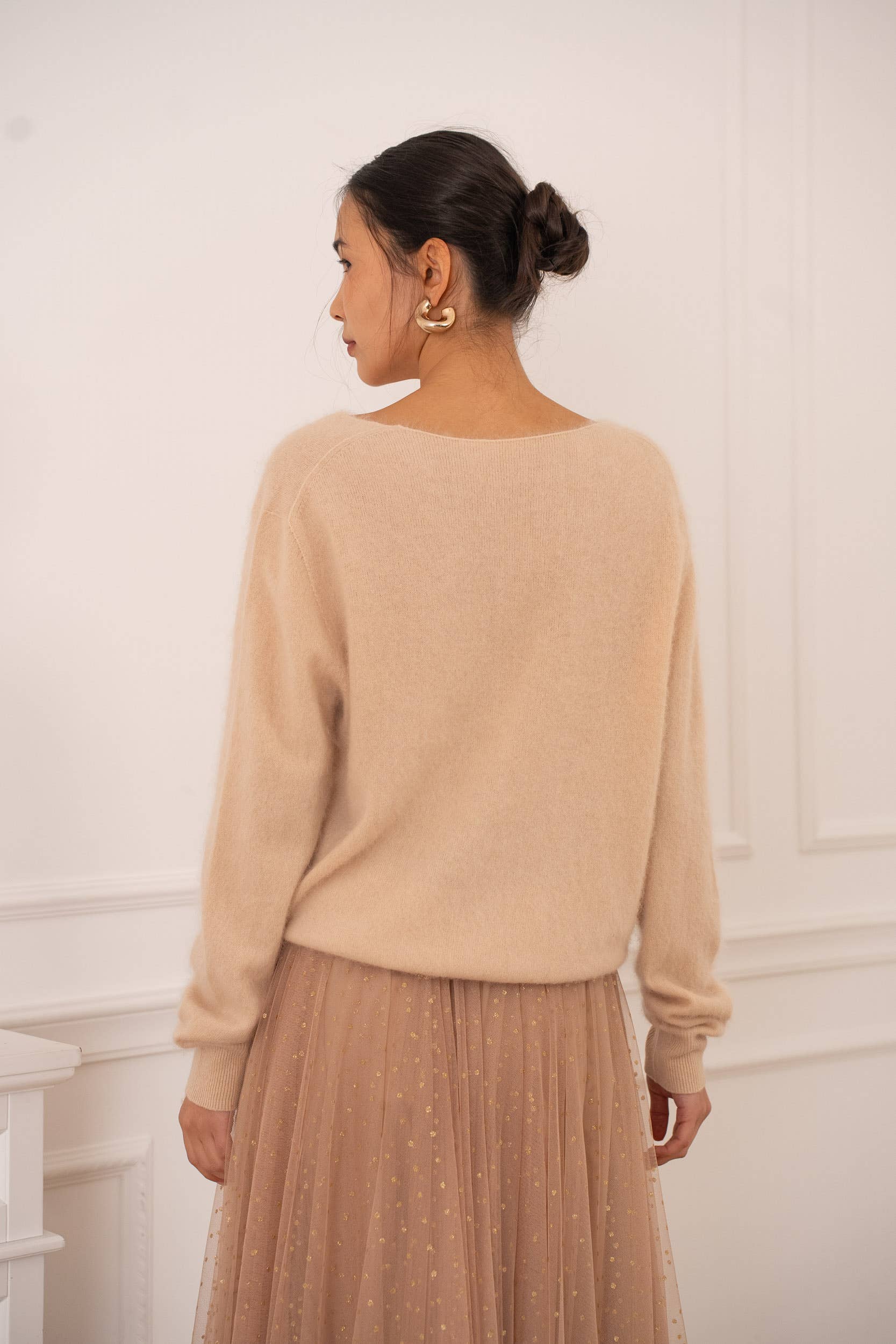 CHOKLATE PARIS – Engroshandel Pullover - Dame – Kashmir- og børstet uldtrøje med V-hals - A88913