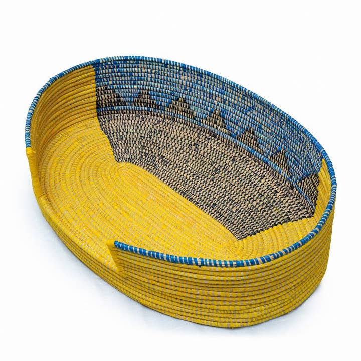 Kahawa Eco-Friendly Dog Bed. for wholesale by Mysky pets and decor by idacbc llc