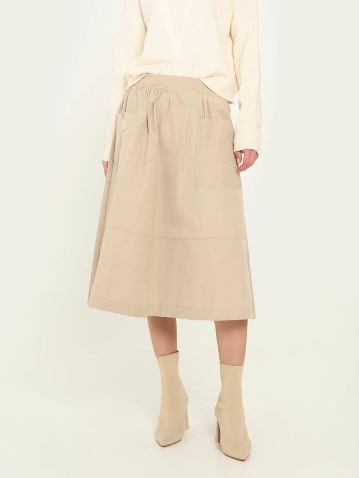 Giada flared skirt in fine cotton taffeta for wholesale by Vicario Cinque
