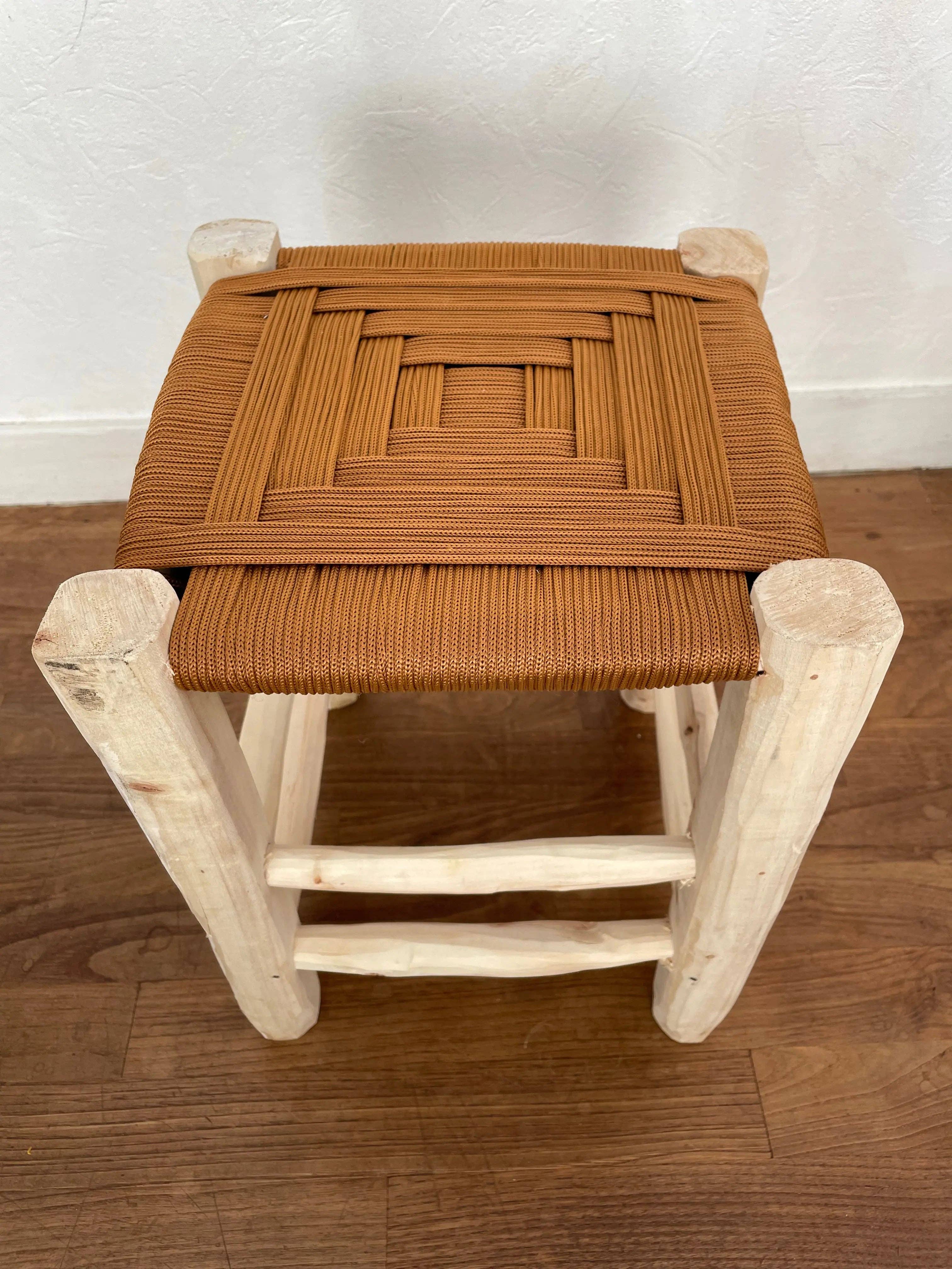 Néda – Engroshandel Taburet – Berberiske marokkanske skamler i træ med farvet nylon sæde0