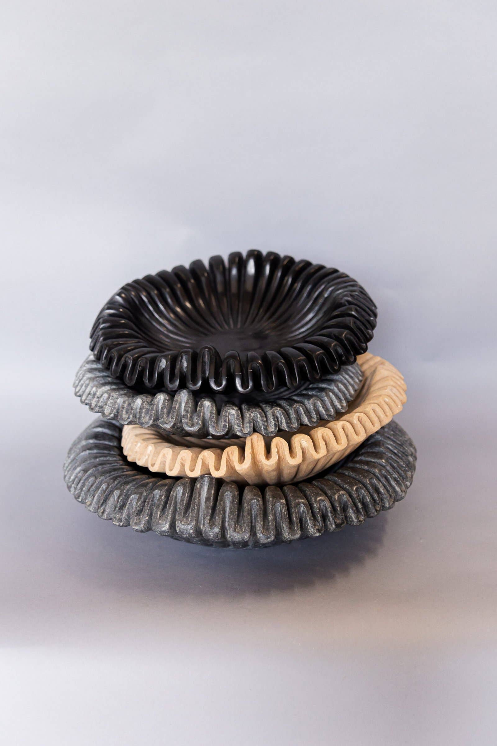 Curated Studio - Wholesale Decorative Plate/Dish/Bowl - Marble Ruffled Bowls1